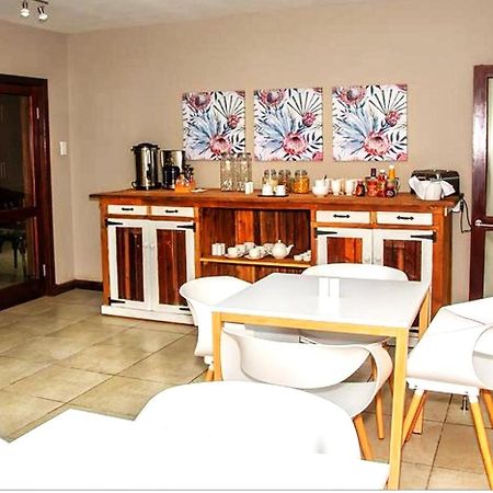 Kroon Manor Kroonstad Buitenkant foto