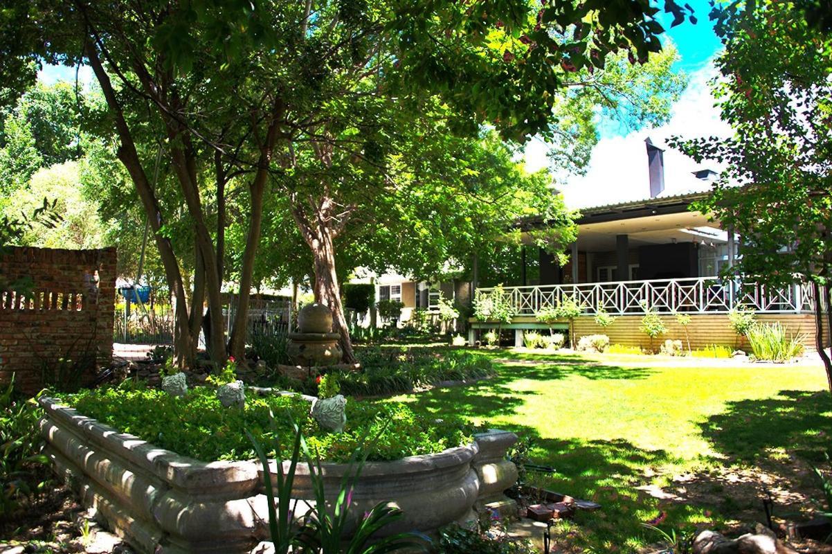 Kroon Manor Kroonstad Buitenkant foto